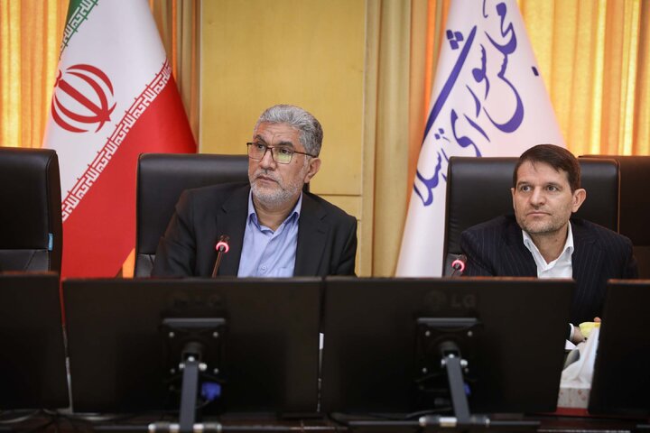 کمیسون مشترک بررسی طرح اساسنامه شرکت ملی صنایع پتروشیمی ایران