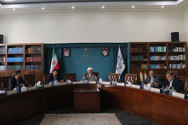 نشست 14 مهر کمیسیون اصل نودم بررسی راهکارهای بهبود زنجیره تامین و کیفیت نان کشور