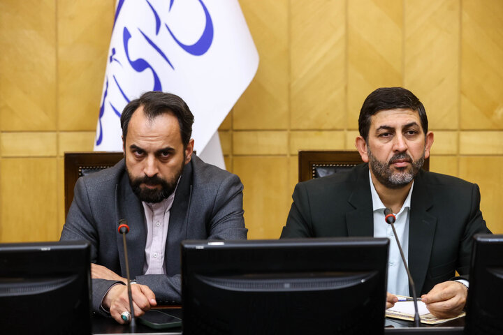 نشست بررسی موضوع لایروبی رودخانه اروند و کارون