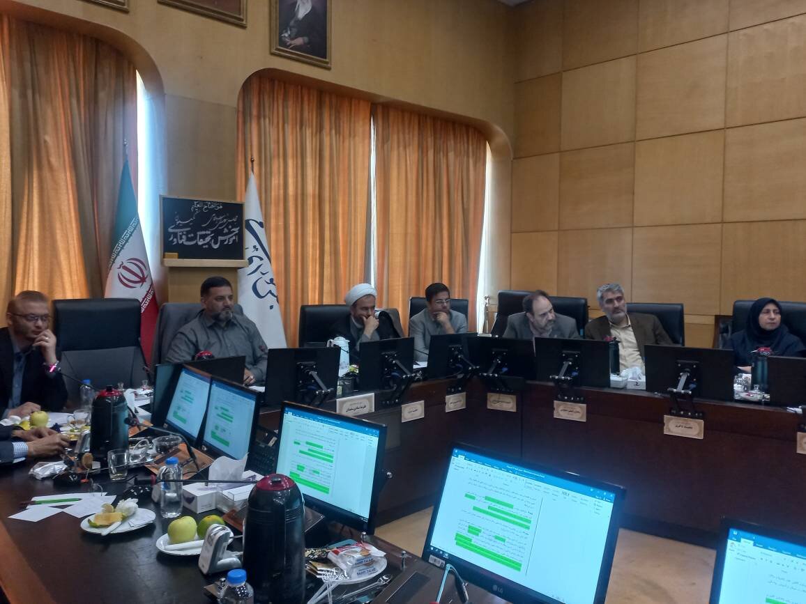 تصویب ۲۱ ماده از طرح تقویت ارتباط دانشگاه با صنعت در کمیسیون آموزش مجلس؛ گام جدیدی برای جهش تولید دانش‌بنیان