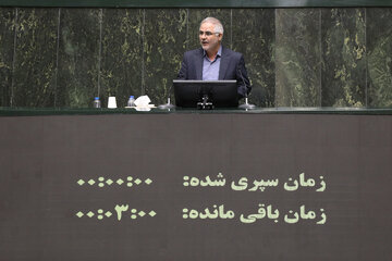 افزایش حقوق کارمندان تورم زا نیست