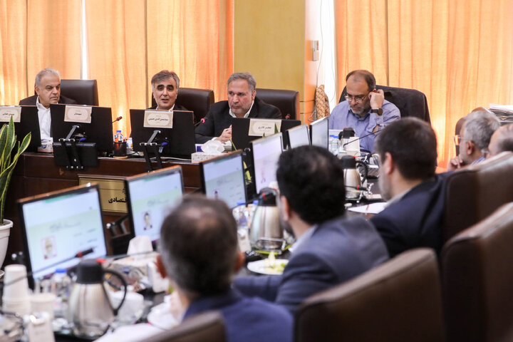 نشست سه‌شنبه ۱5 مهرماه کمیسیون اقتصادی مجلس با حضور رئیس کل بانک مرکزی