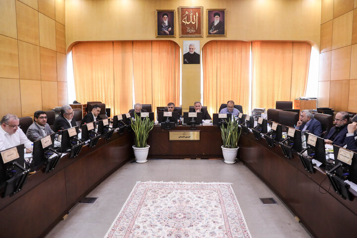 نشست سه‌شنبه ۱5 مهرماه کمیسیون اقتصادی مجلس با حضور رئیس کل بانک مرکزی