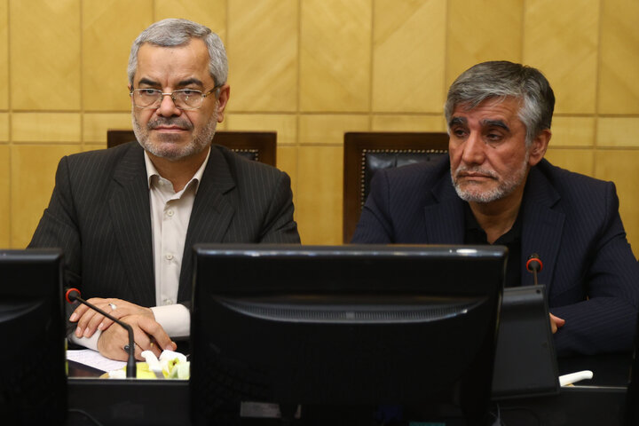 نشست مشترک کمیسونهای بهداشت و آموزش با وزیر بهداشت
