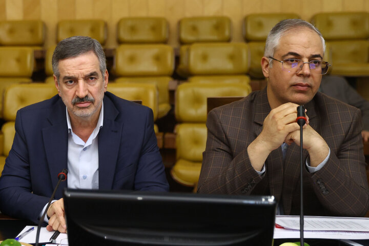 نشست مشترک کمیسونهای بهداشت و آموزش با وزیر بهداشت
