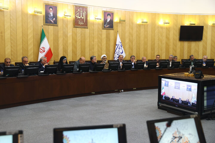 نشست مشترک کمیسونهای بهداشت و آموزش با وزیر بهداشت