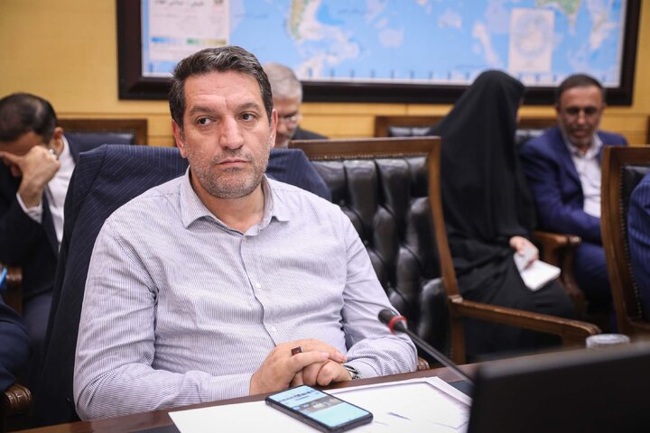 نشست کمیسیون عمران با حضور وزیر نیرو