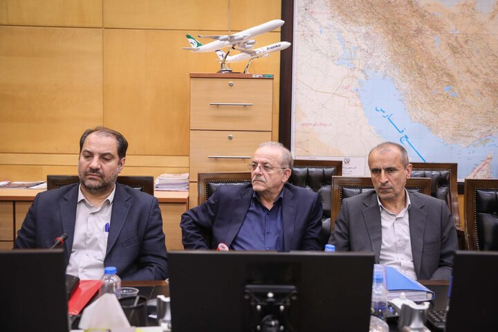 نشست کمیسیون عمران با حضور وزیر نیرو