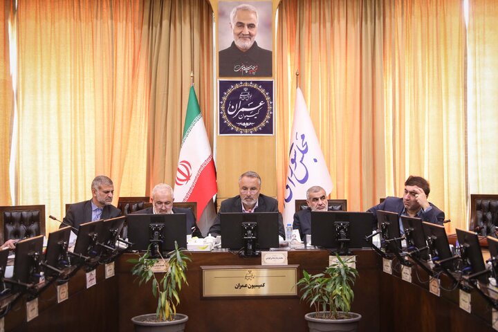 نشست کمیسیون عمران با حضور وزیر نیرو