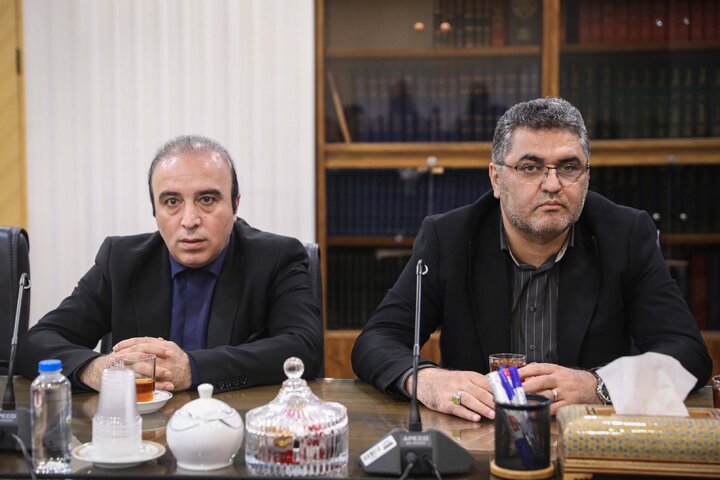 جلسه بررسي مشکلات شرکت هاي توليد کننده بذر ذرت با حضور علی نيکزاد