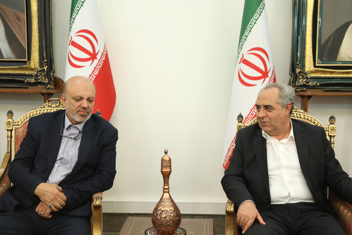 ستقبال از کمیسیون آموزش تحقیقات و فن آوری در فرودگاه تبریز توسط استاندار تبریز سرمست