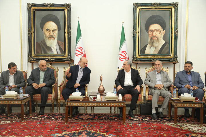 ستقبال از کمیسیون آموزش تحقیقات و فن آوری در فرودگاه تبریز توسط استاندار تبریز سرمست