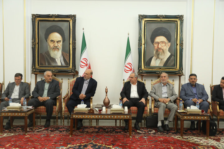 ستقبال از کمیسیون آموزش تحقیقات و فن آوری در فرودگاه تبریز توسط استاندار تبریز سرمست