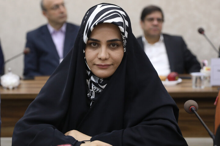 نشست تخصصی ارتباط دانشگاه با جامعه و صنعت باحضورکمیسیون آموزش معاونت علمی و فن آوری رییس جمهور و استاندار