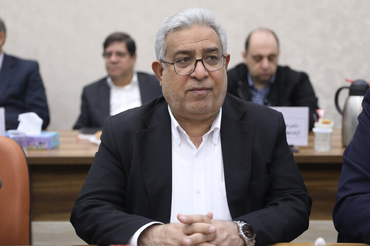نشست تخصصی ارتباط دانشگاه با جامعه و صنعت باحضورکمیسیون آموزش معاونت علمی و فن آوری رییس جمهور و استاندار