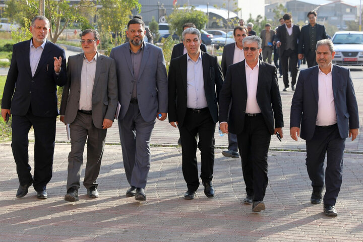 بازدید از نمایشگاه محصولات فن آورانه واقع در پارک علمی فن اوری