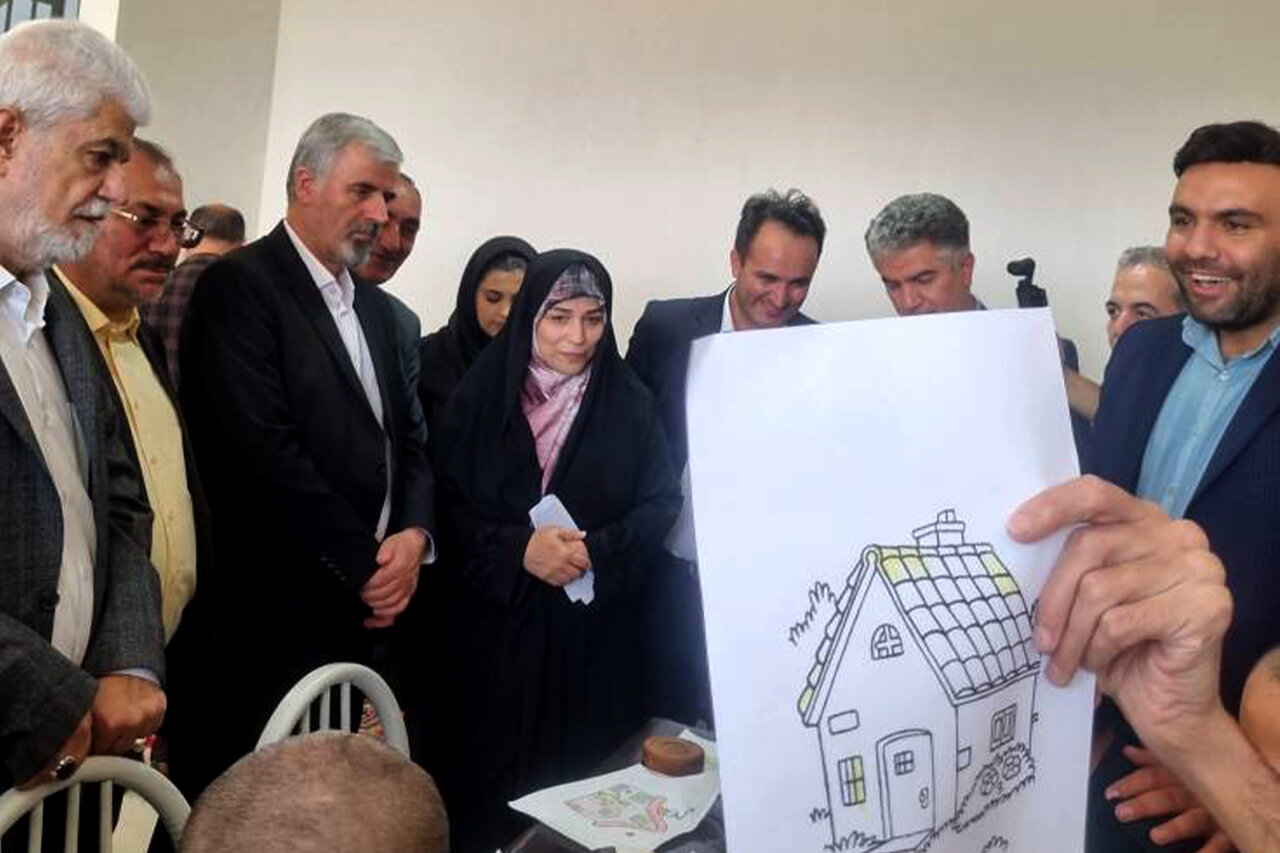 بررسی مشکلات مرکز نگهداری معلولان قشقایی روستای کافی الملک