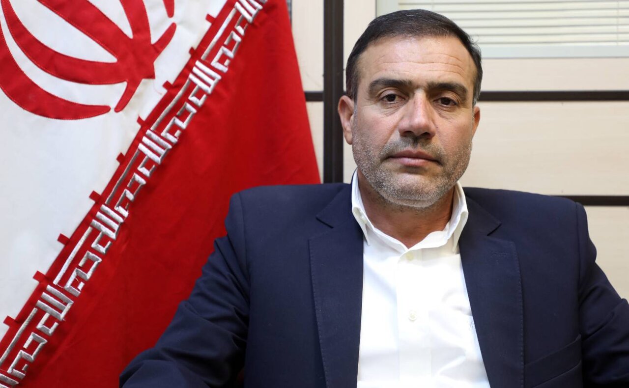 اجازه انحلال و ادغام سازمان عشایر را نمی‌دهیم