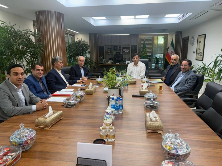 بررسی مسائل منابع طبیعی و مراکز خدمات جهاد کشاورزی در دیدار کوچکی‌نژاد با معاونان وزیر جهاد کشاورزی