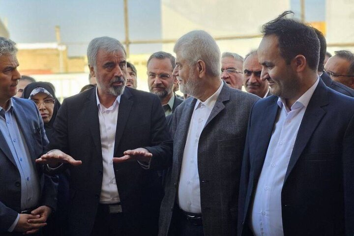 بازدید اعضای کمیسیون بهداشت مجلس از مراکز بهداشتی و درمانی شبستر