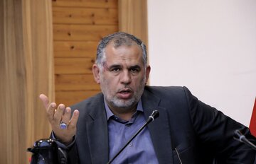 منتقدان آموزش و پرورش، مدیون این نهاد هستند