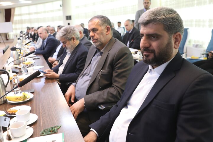 نشست اعضای کمیسون آموزش مجلس با مسئولان اجرایی منطقه آزاد ارس