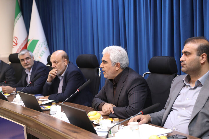 نشست اعضای کمیسون آموزش مجلس با مسئولان اجرایی منطقه آزاد ارس
