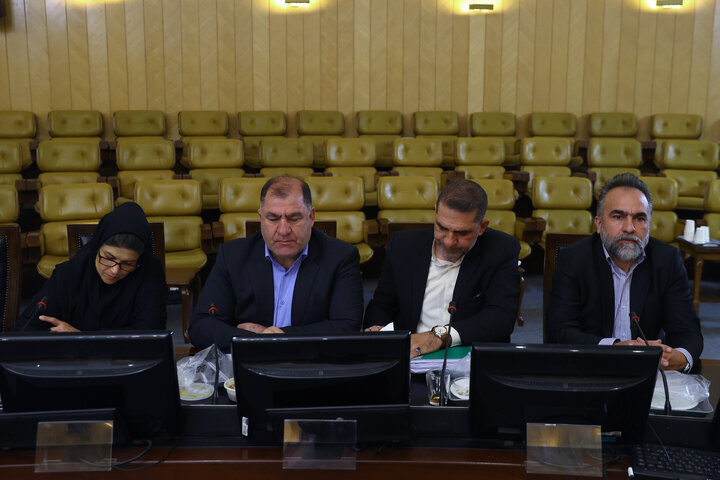 نشست مشترک نمایندگان با وزرای کار و جهاد کشاورزی