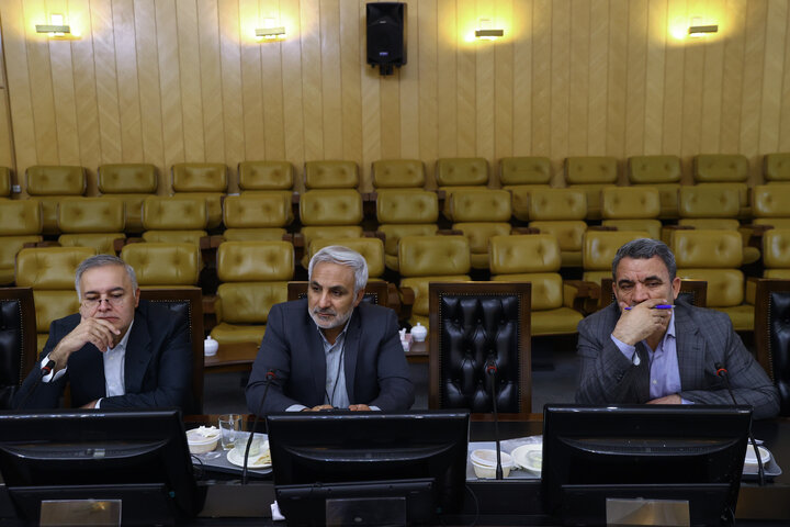نشست مشترک نمایندگان با وزرای کار و جهاد کشاورزی