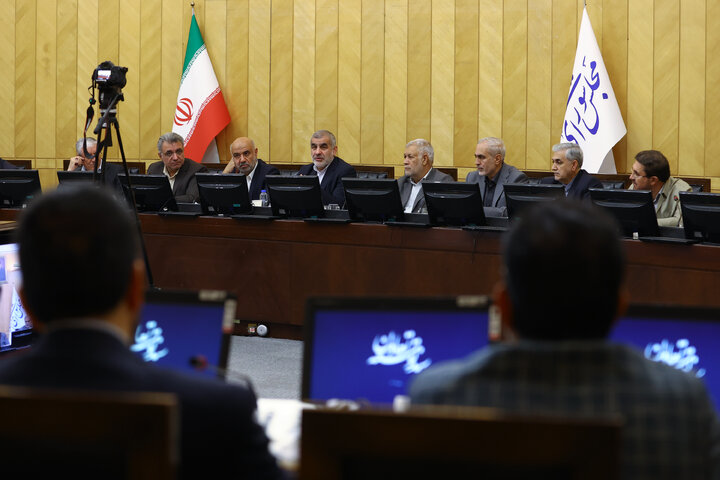 نشست مشترک نمایندگان با وزرای کار و جهاد کشاورزی