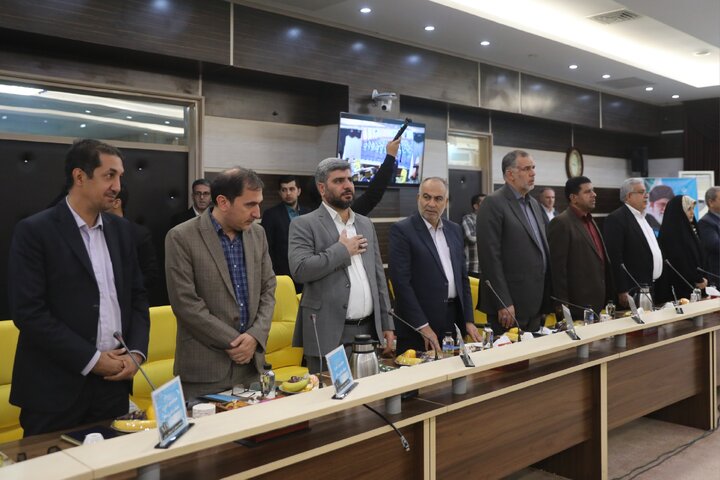 نشست مشترک اعضای کمیسیون آموزش تحقیقات و فن آوری با وزیر آموزش و پرورش و مدیران ،روسای نواحی و مناطق استان آذربایجان شرقی