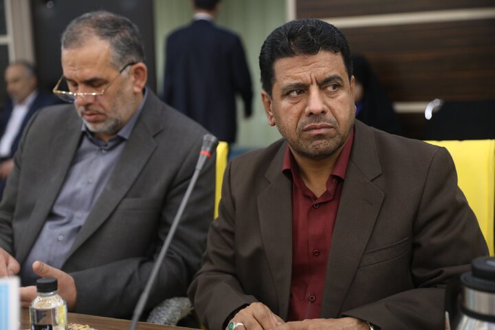 نشست مشترک اعضای کمیسیون آموزش تحقیقات و فن آوری با وزیر آموزش و پرورش و مدیران ،روسای نواحی و مناطق استان آذربایجان شرقی