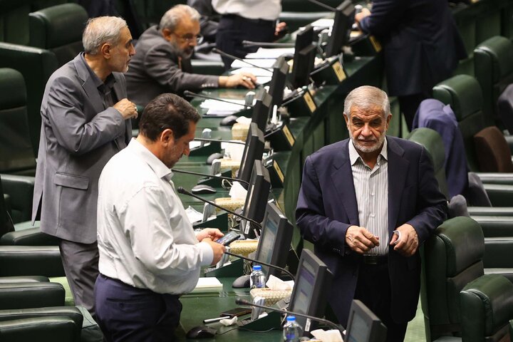 جلسه علنی یکشنبه 20 مهرماه مجلس شورای اسلامی