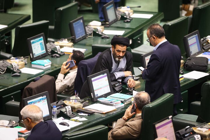 جلسه علنی یکشنبه 20 مهرماه مجلس شورای اسلامی