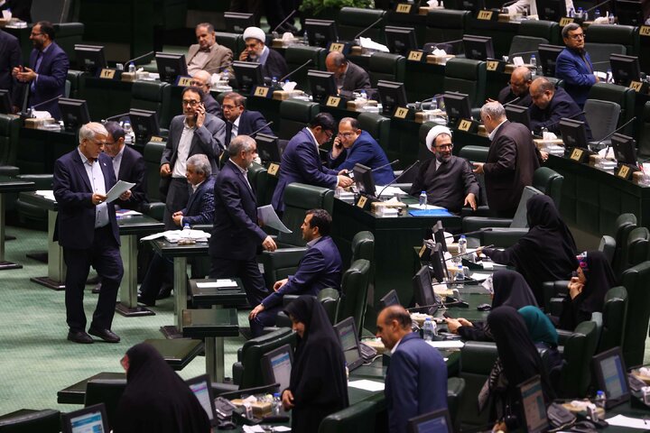 جلسه علنی یکشنبه 20 مهرماه مجلس شورای اسلامی