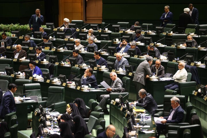 جلسه علنی یکشنبه 20 مهرماه مجلس شورای اسلامی