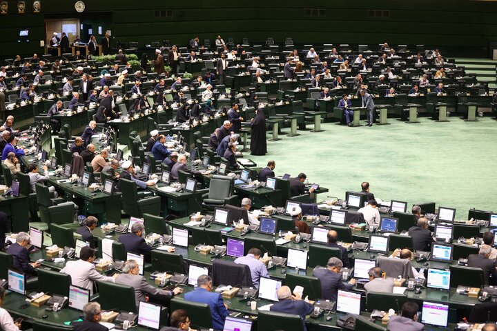 جلسه علنی یکشنبه 20 مهرماه مجلس شورای اسلامی