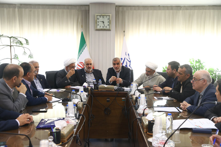 نشست مشترک نمایندگان مجلس با وزیر نیرو