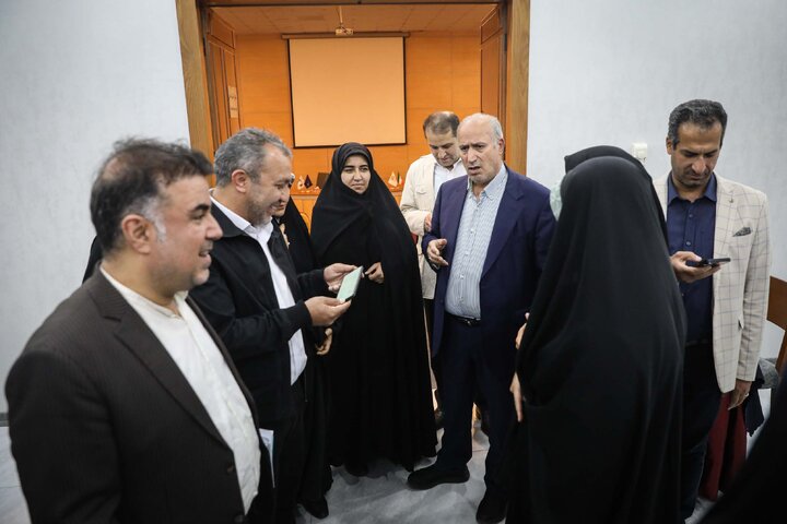 بازدید اعضای فراکسیون های زنان و ورزش از مرکز ملی فوتبال ایران