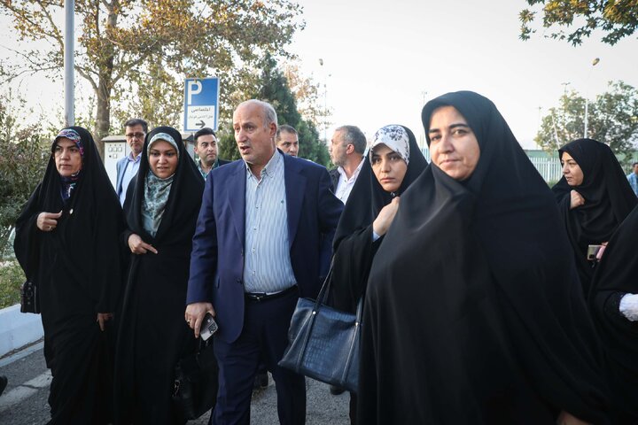 بازدید اعضای فراکسیون های زنان و ورزش از مرکز ملی فوتبال ایران