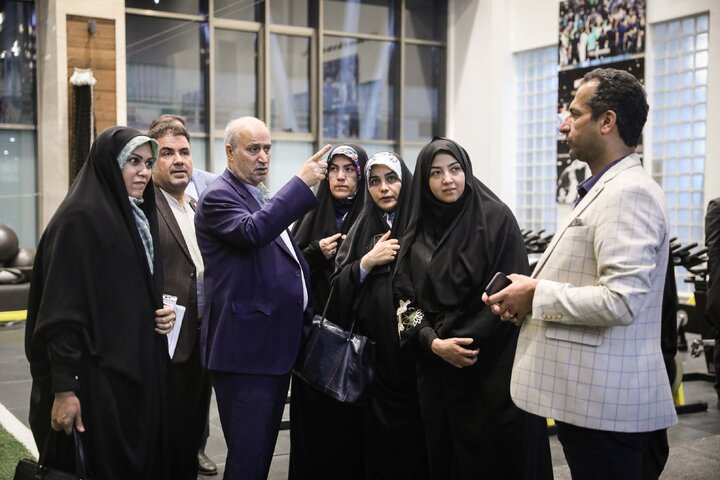 بازدید اعضای فراکسیون های زنان و ورزش از مرکز ملی فوتبال ایران