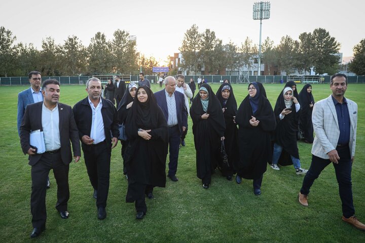 بازدید اعضای فراکسیون های زنان و ورزش از مرکز ملی فوتبال ایران