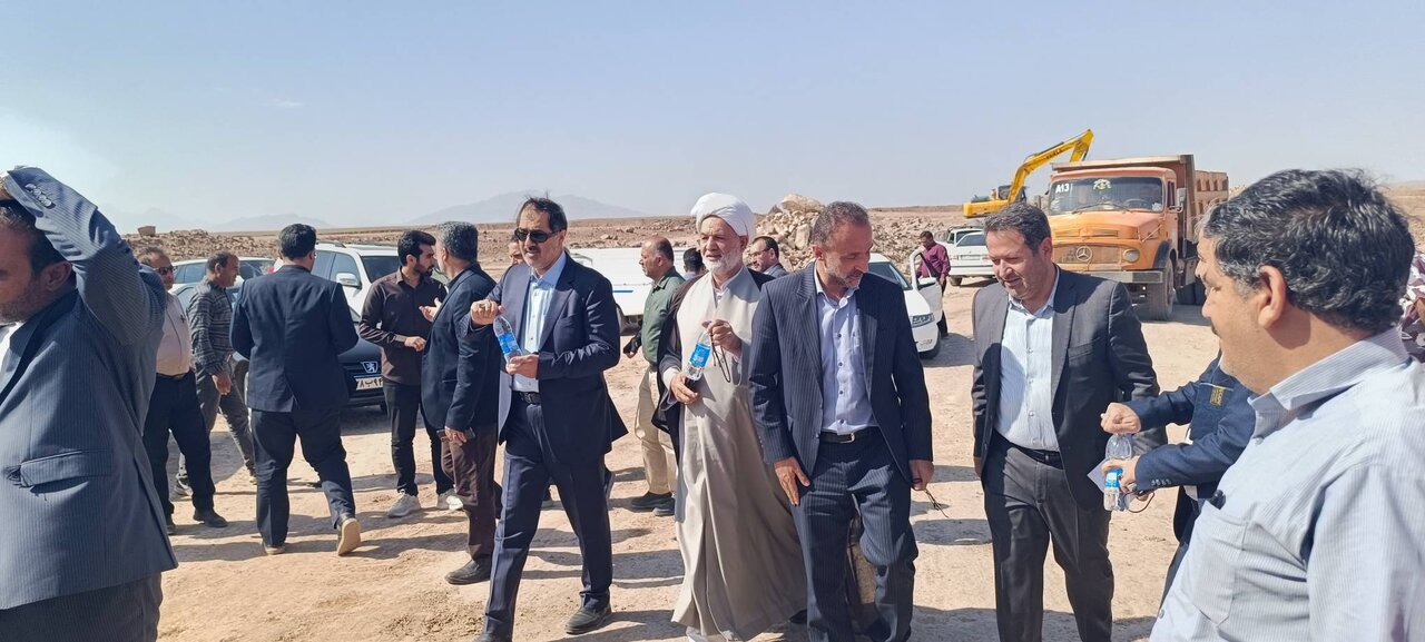 بازدید اعضای کمیسیون عمران مجلس از پروژههای عمرانی قم / رضایی کوچی : تامین آب شرب پایدار مولفه اصلی توسعه استان قم