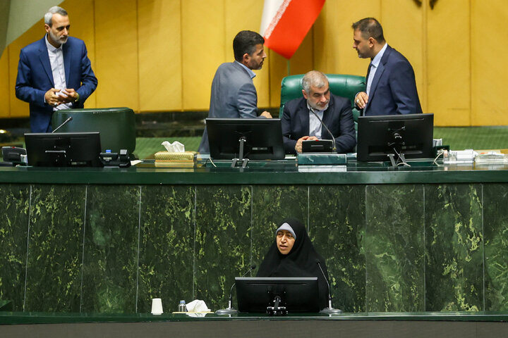ناطقان میان دستور جلسه علنی یکشنبه 22 مهر ماه مجلس