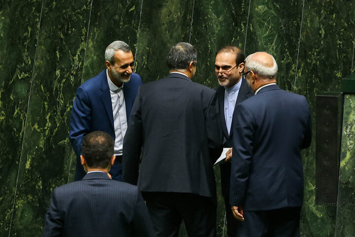 ناطقان میان دستور جلسه علنی یکشنبه 22 مهر ماه مجلس