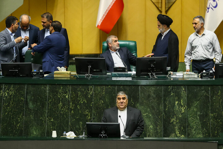 ناطقان میان دستور جلسه علنی یکشنبه 22 مهر ماه مجلس