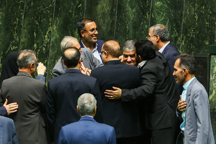 ناطقان میان دستور جلسه علنی یکشنبه 22 مهر ماه مجلس