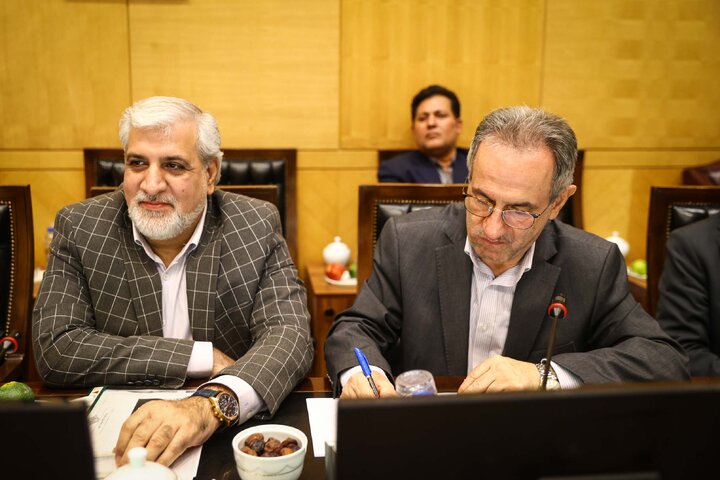 نشست کمیسیون فرهنگی با حضور وزیر میراث فرهتگی و گردشگری
