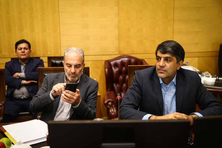 نشست کمیسیون فرهنگی با حضور وزیر میراث فرهتگی و گردشگری