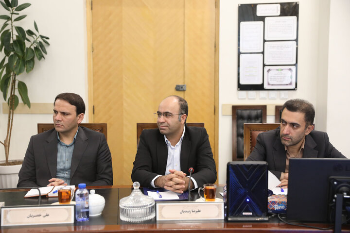 نشست کمیسیون اصل 90 با حضور رئیس بورس